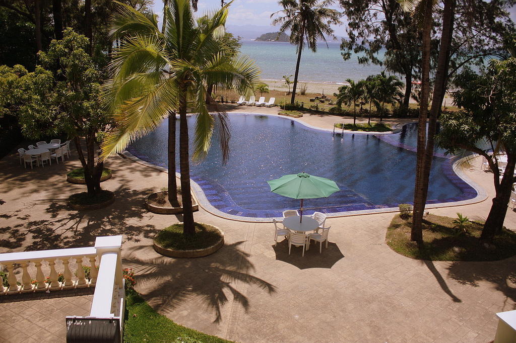 Club Morocco Resort And Country Club Subic Kültér fotó