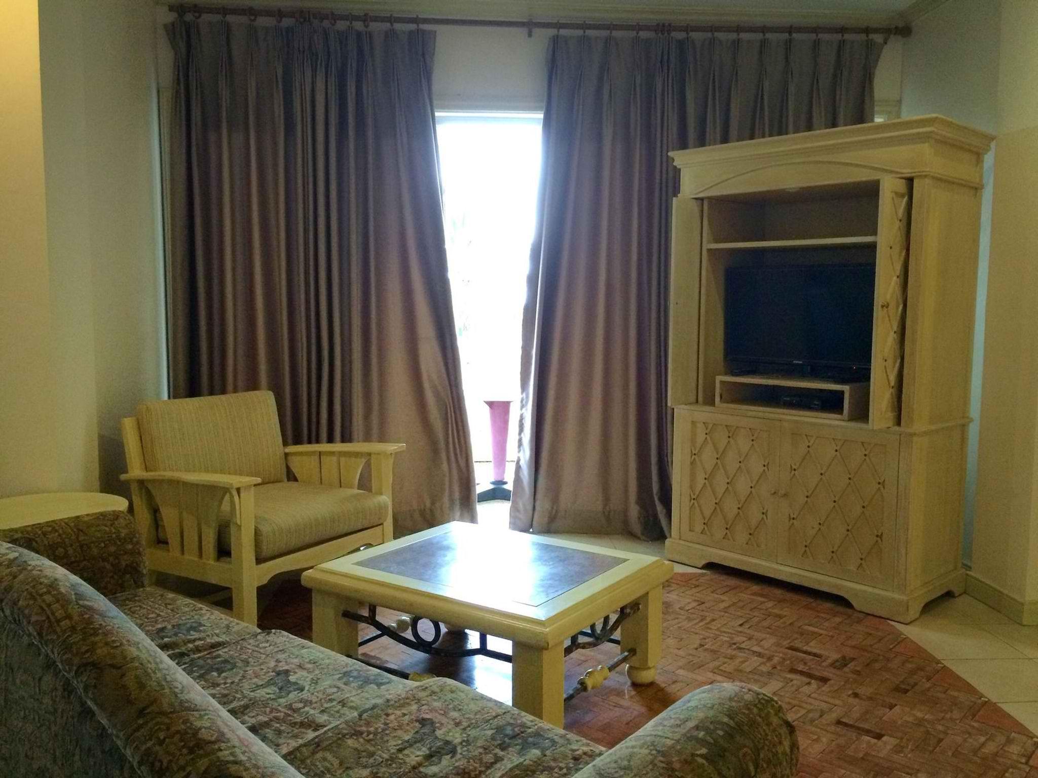 Club Morocco Resort And Country Club Subic Kültér fotó