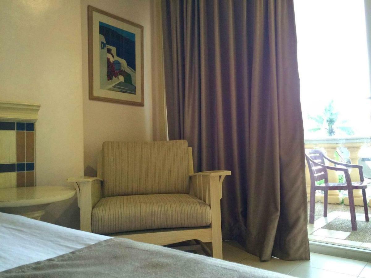 Club Morocco Resort And Country Club Subic Kültér fotó